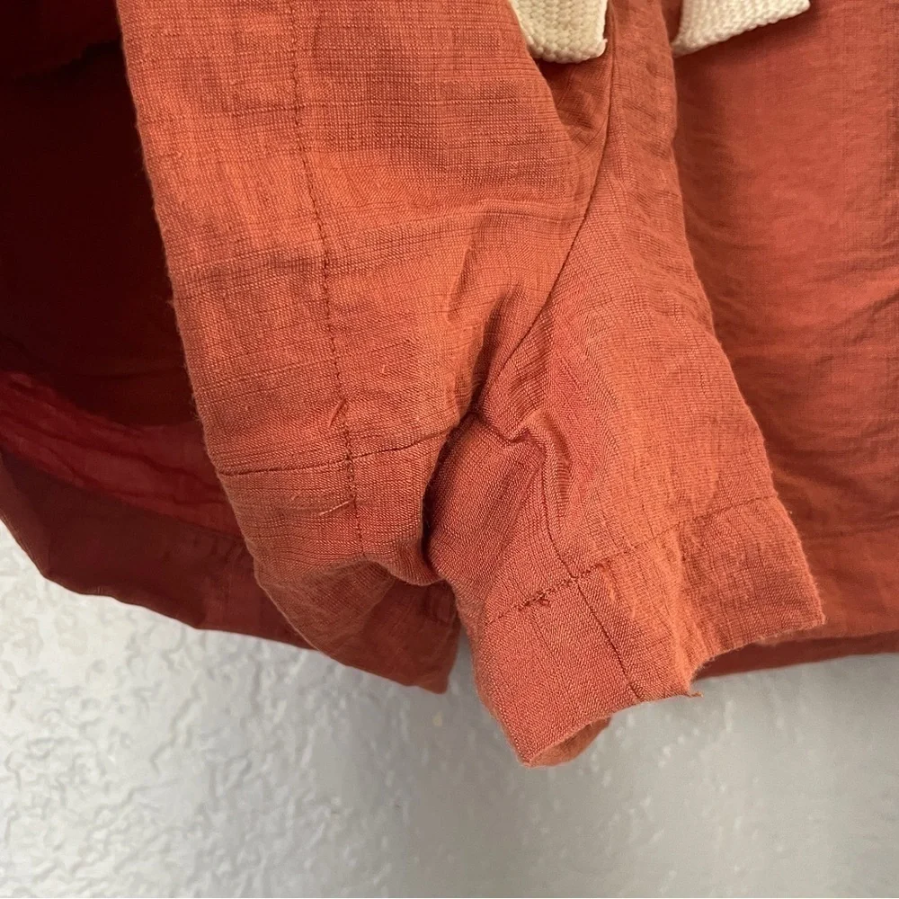 All IN FAVOR Front Tie Pleated Shorts Medium